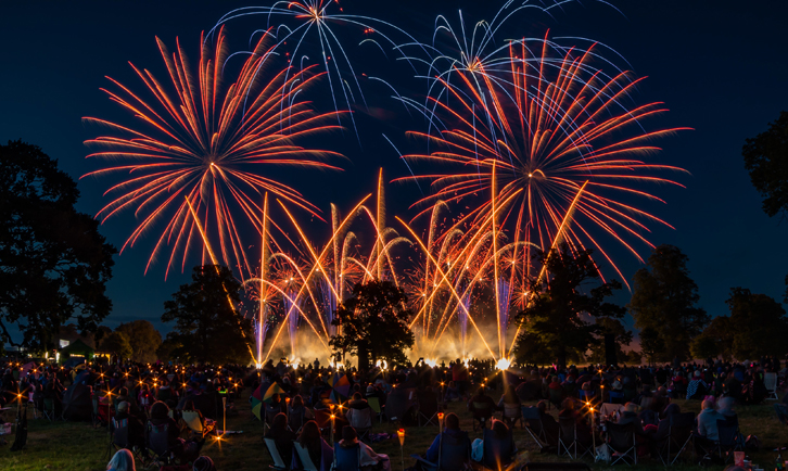 Musical Firework Displays by British Musical Champions